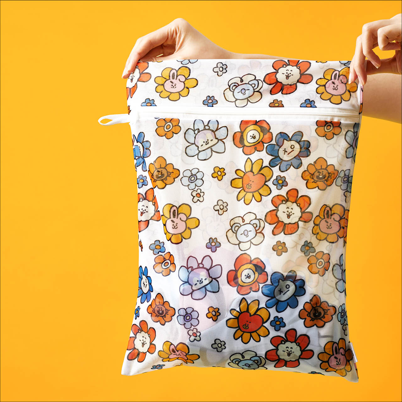 Kitsch x BT21 Ensemble de 2 trousses de toilette UNIVERSTAR