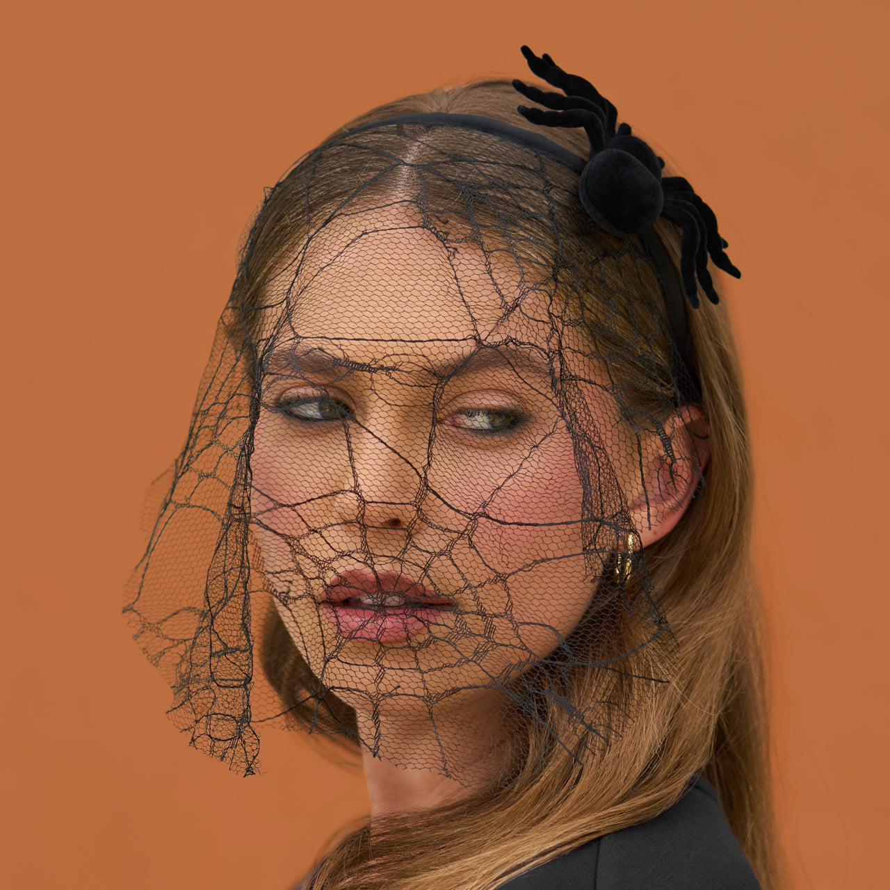 Fascia per capelli a forma di ragnatela